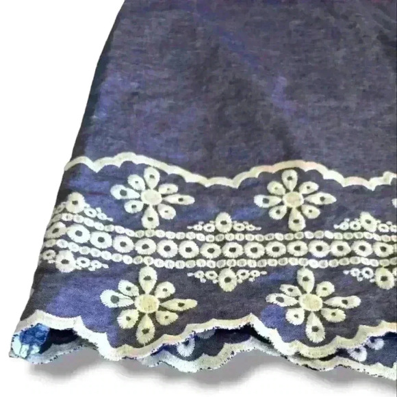 Talbots Women's Chambray Skirt Floral Embroidery Cotton Blue Size 16 #208 - Picture 2 of 9